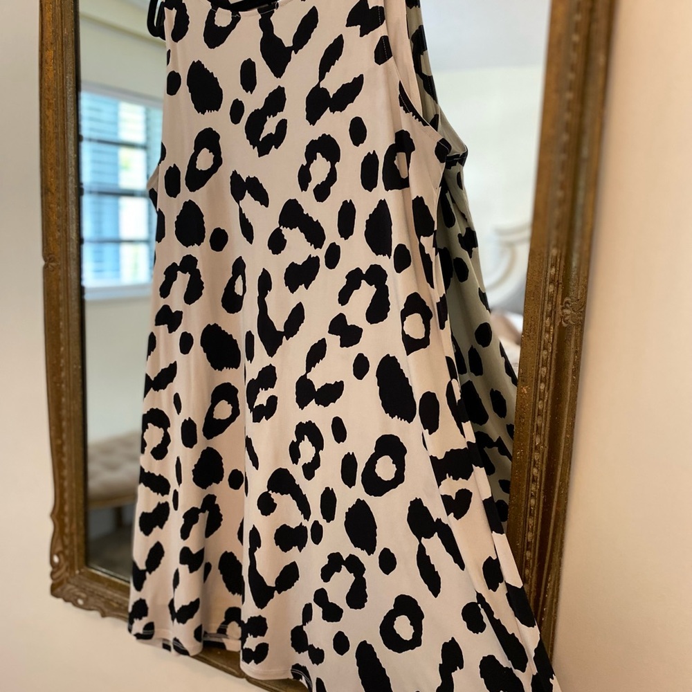 Ann Taylor Black and Cream Patterned Dress